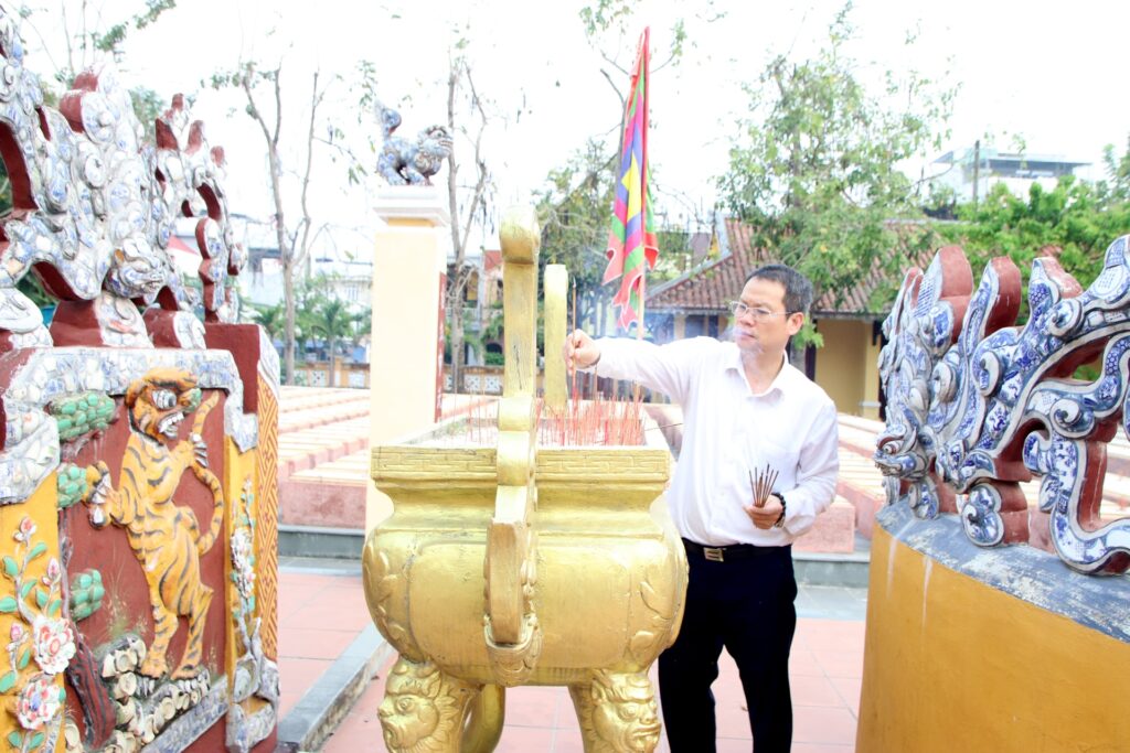 Chu tich Nguyen Manh Hung tham Nghia trung Hoa Vang 1 1776652691