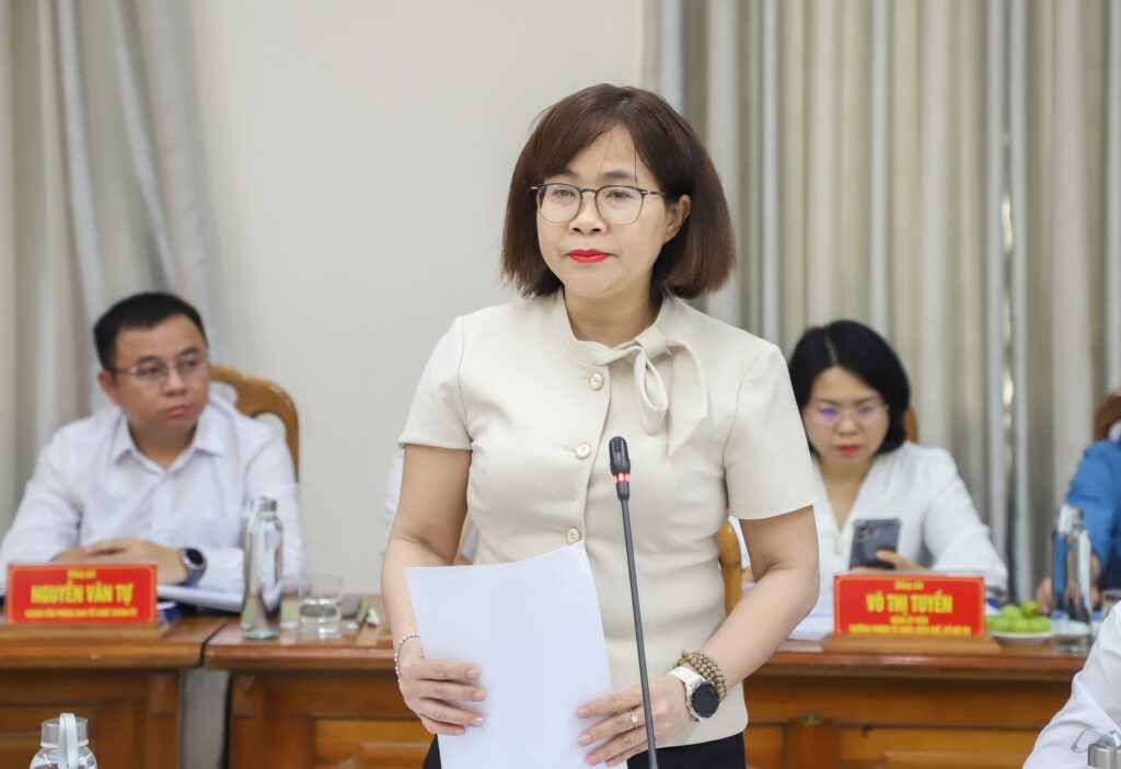 Doan giam sat 12 lam viec voi So Noi vu Ban to chuc thanh uy 2 1776998619