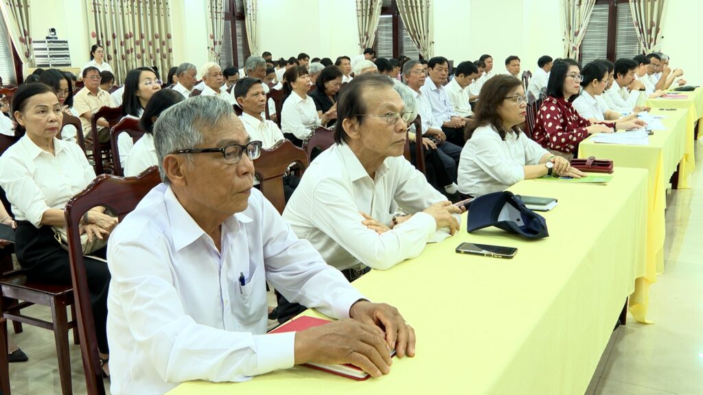 Hoi nghi tong ket hoi tham nhan dan 2 cap 1 1775699492
