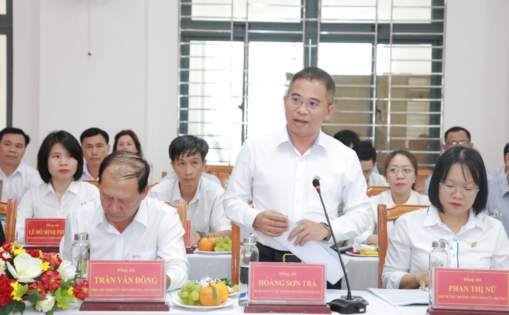 Lam viec dang uy Son Tra 1 1776824127