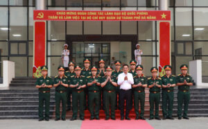 Lam viec voi Bo CHQS thanh pho_2
