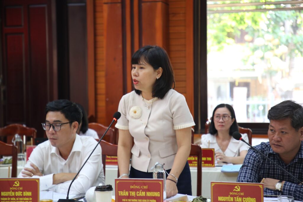 Lam viec voi Dang uy xa Hoi An 4 2026 1 1776736852