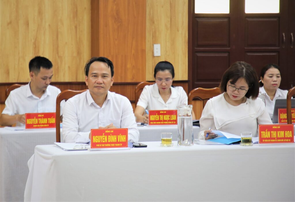 Lam viec voi Dang uy xa Nui Thanh 4 2026 1 1776736431
