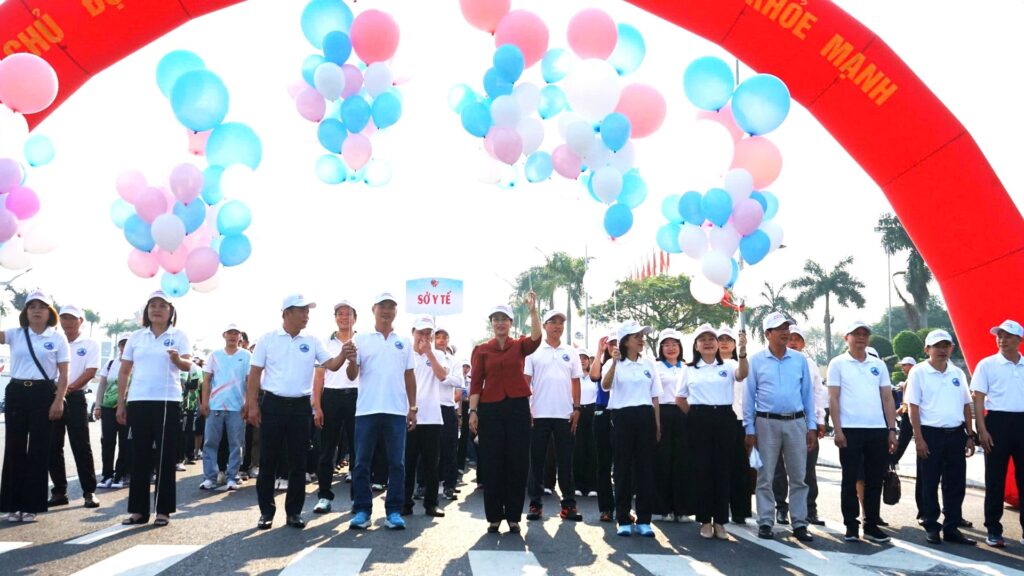 Ngay suc khoe toan dan 2026 2 1776049557