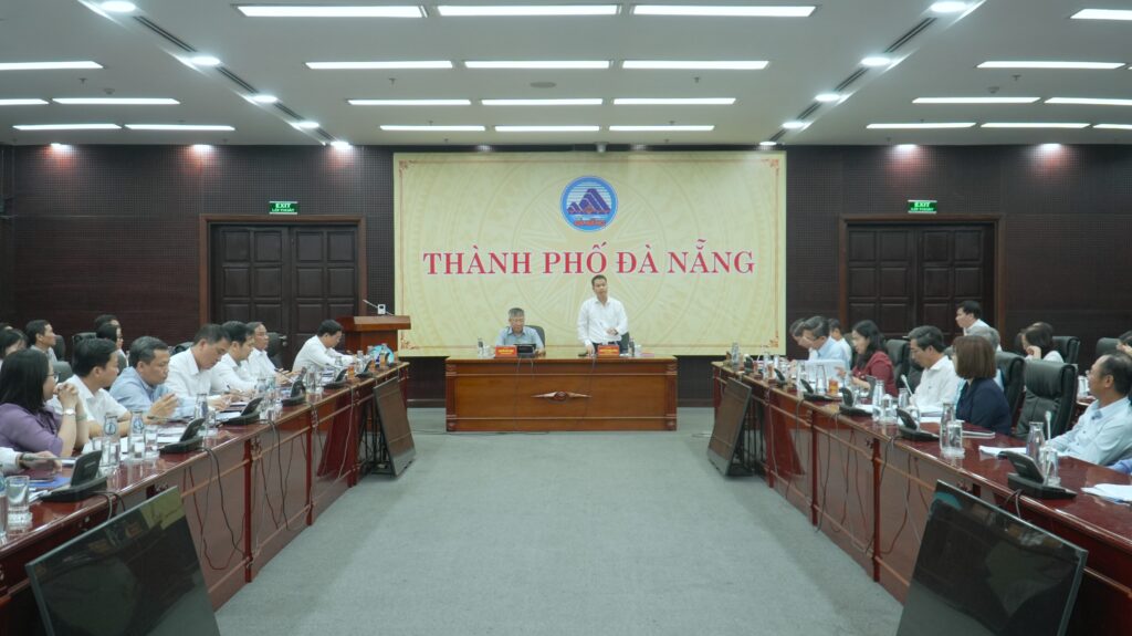 Thuong truc HDND lam viec voi thuong truc UBND thanh pho 1 1777428453