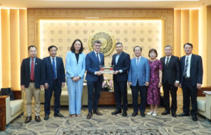 Tiep truong dai dien UNESCO tai VN_1
