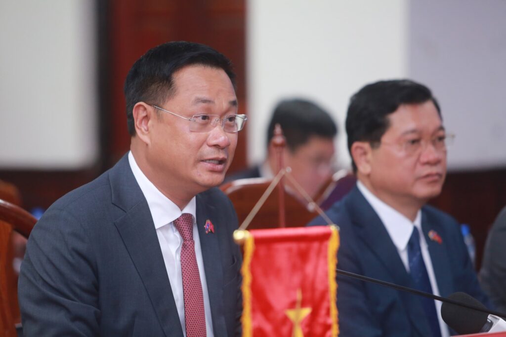 lao1