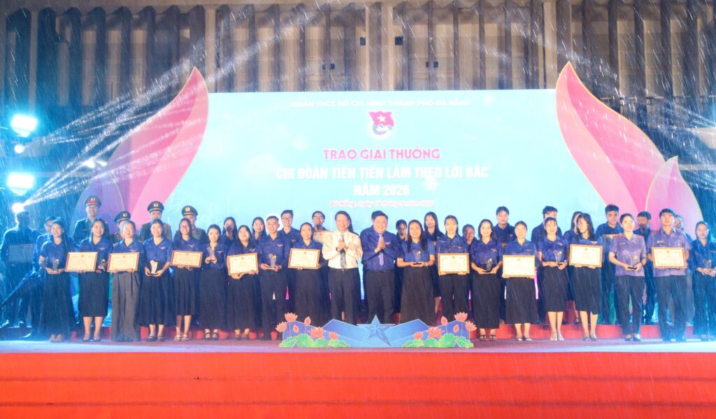 53 thanh nien tien tien lam theo loi bac 2026 2 1779071940