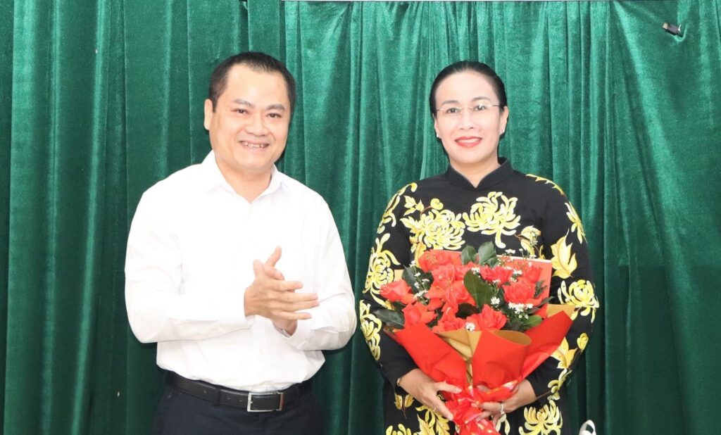 Chu tich hoi huu nghi Viet Trung 1779072375