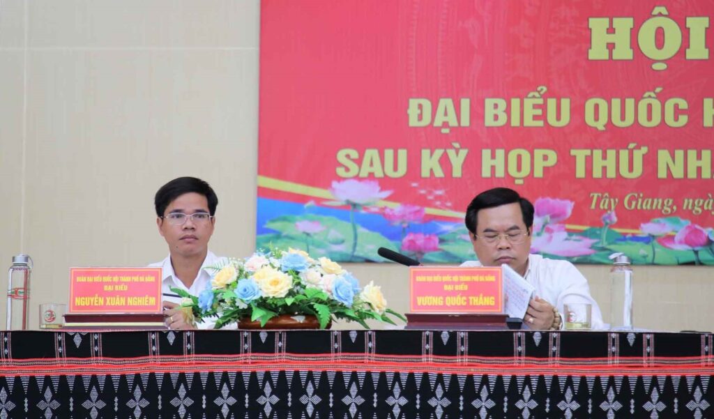 DBQH tiep xuc cu tri Tay Giang 1778465670