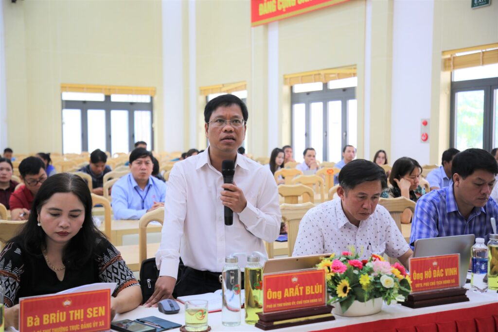 DBQH tiep xuc cu tri Tay Giang 1 1778465667
