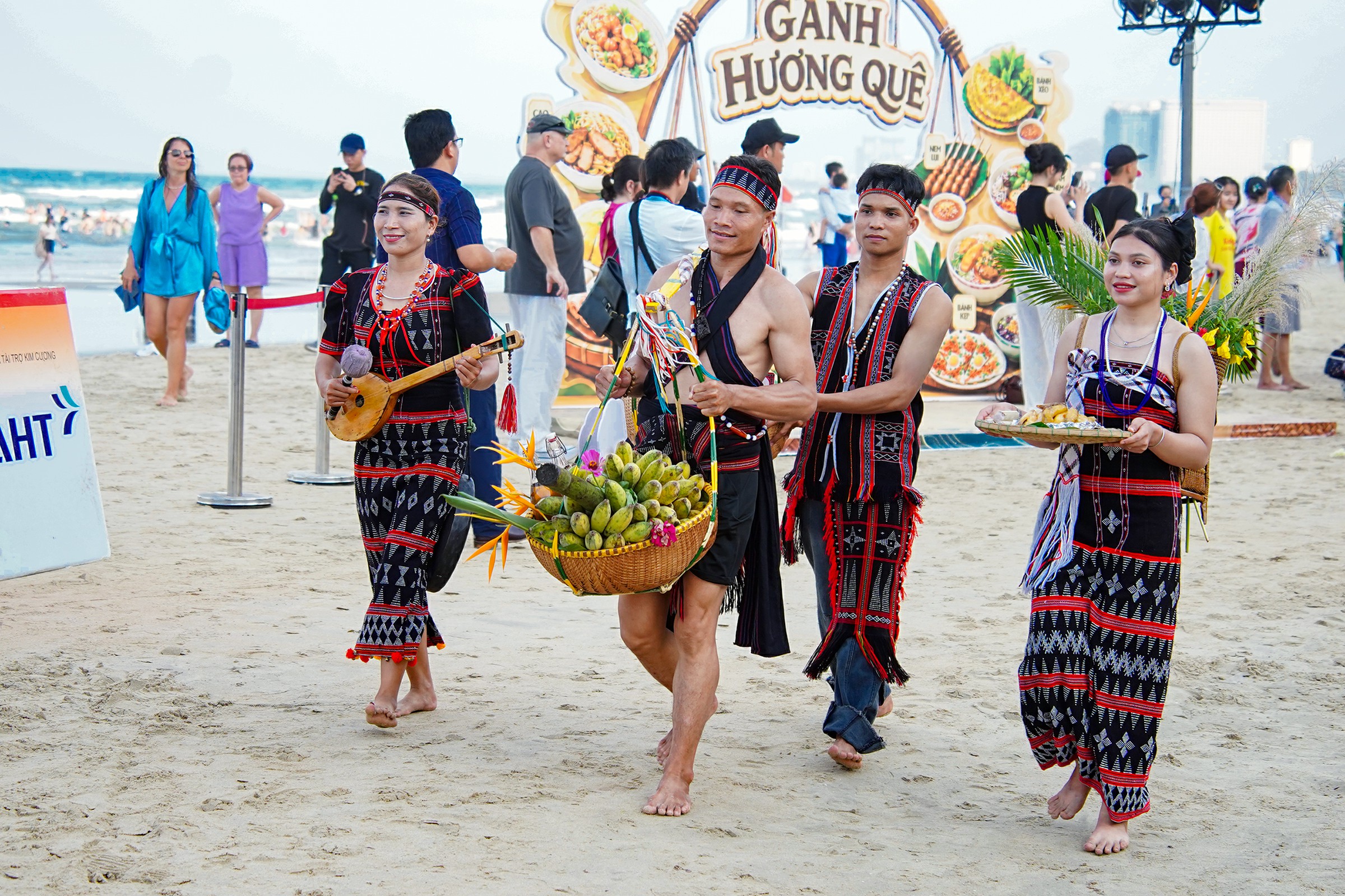 GANH AM THUC 5 1779336681