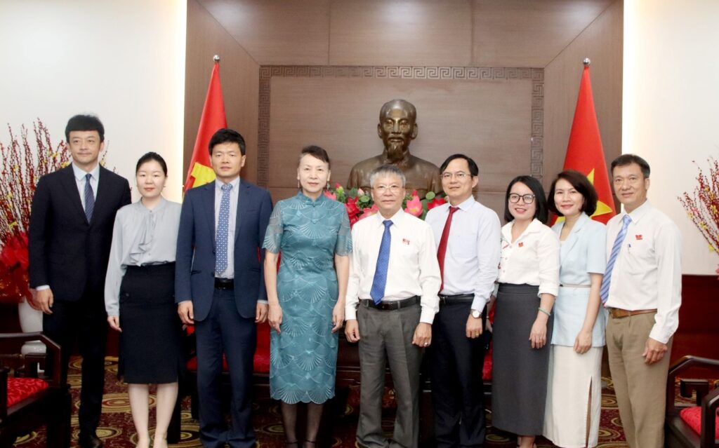 Keu goi Trung Quoc dau tu AI vao Da Nang 1 1779762801
