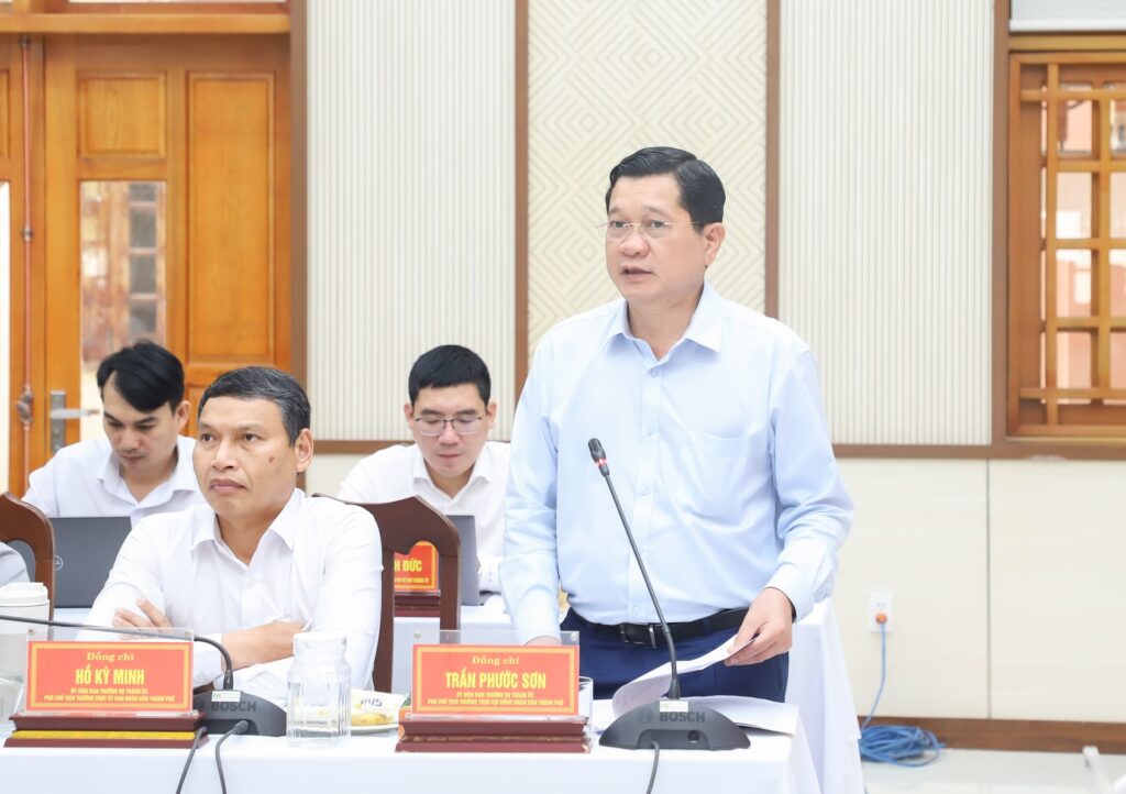 Lam viec voi Ba Na Hoa Tien Hoa Vang 1 1779678177