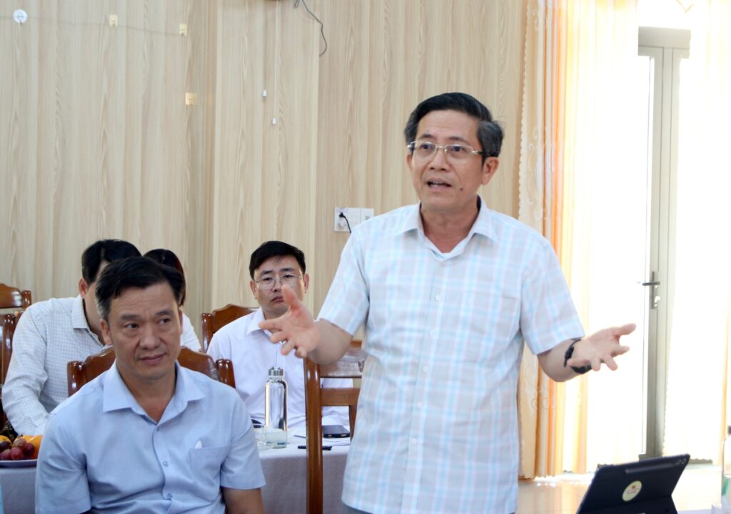 Lam viec voi cac xa nam Da Nang 1 1779416127