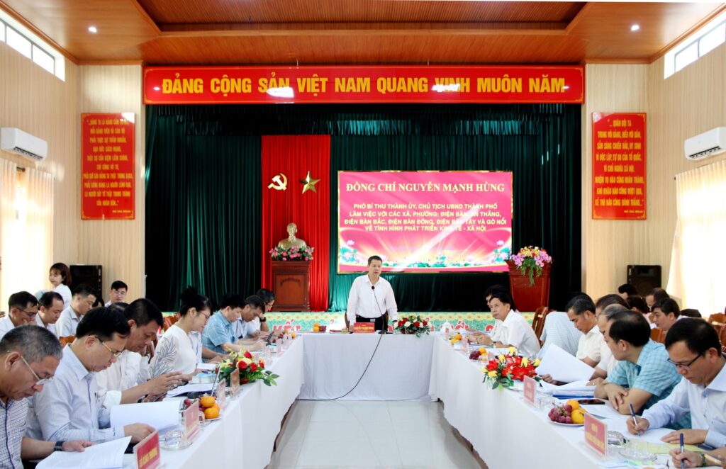 Lam viec voi cac xa nam Da Nang 3 1779416121
