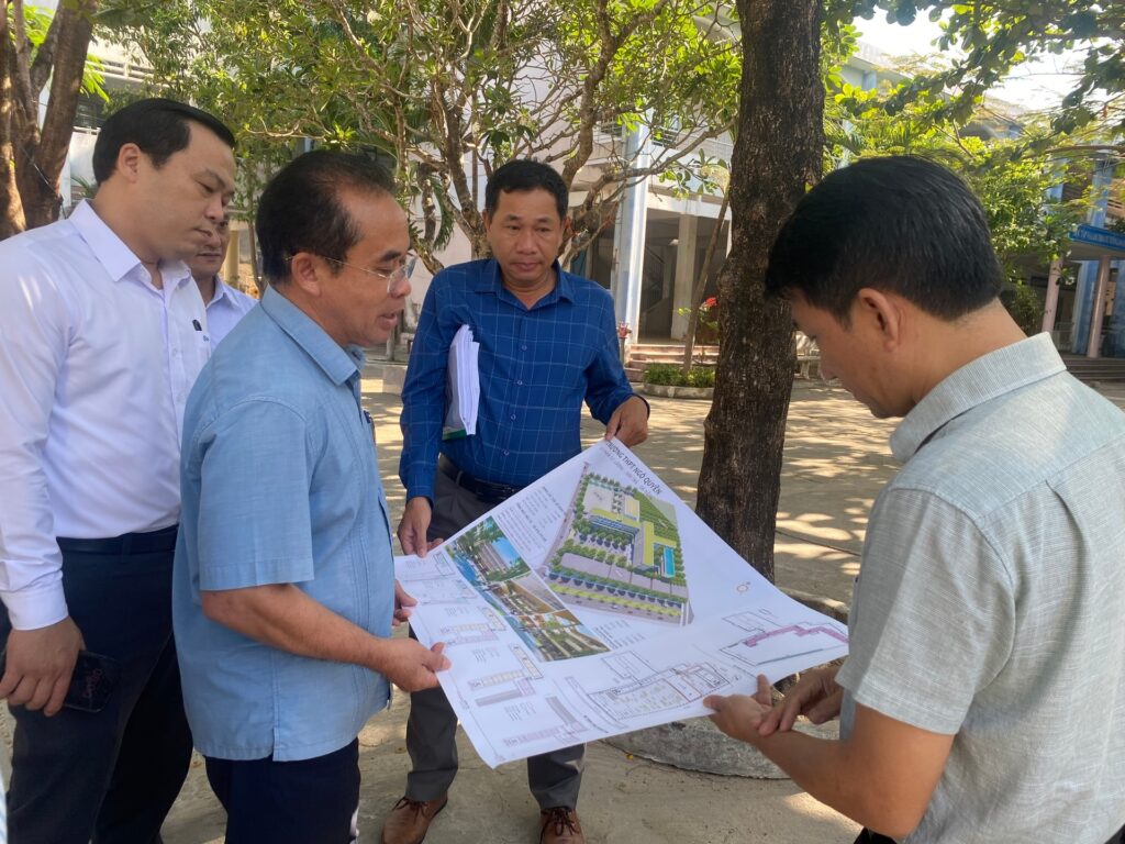 Nang cap truong chuyen Le Quy Don 1778466923