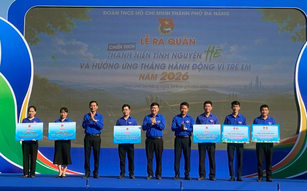 Ra quan chu nhat xanh 2026 2 1779677409