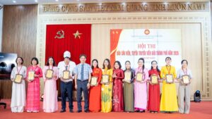 Thi bao cao vien cum 9