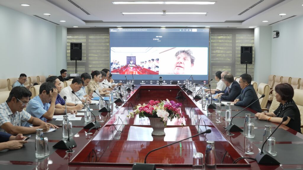 Thuc day hop tac voi ha tang Ao 1779762295