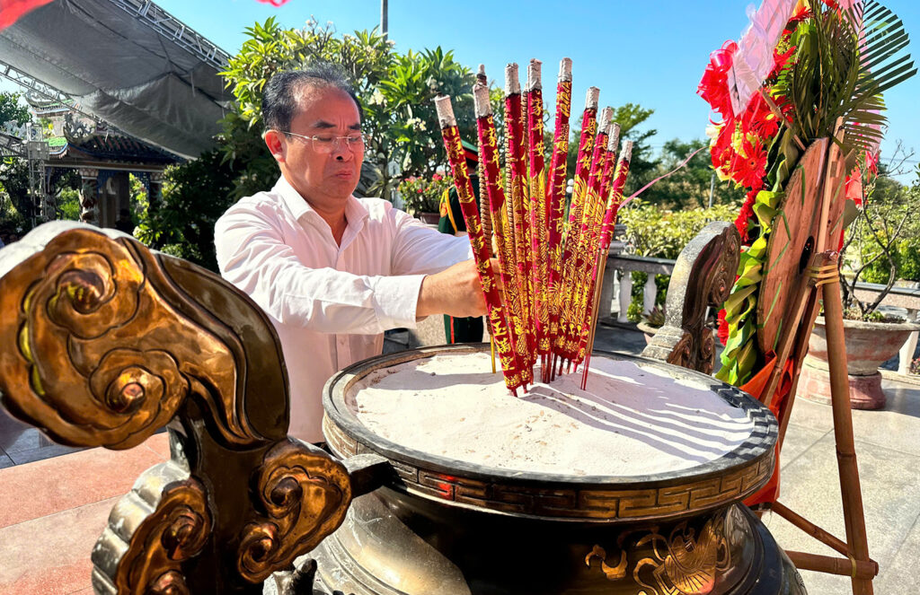 Xac dinh danh tinh liet si tai nghia trang Hoa Tien 1780022635