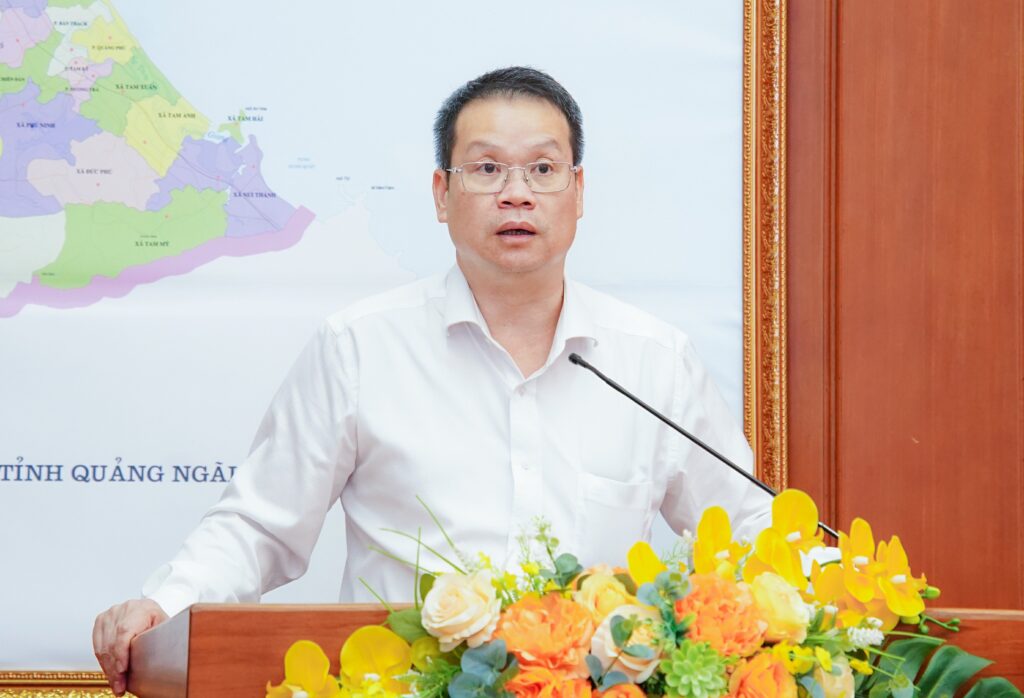 Xay dung doi ngu can bo giai doan moi 2 1780023048