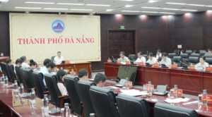 Xem xet linh vuc dat dai , tai chinh