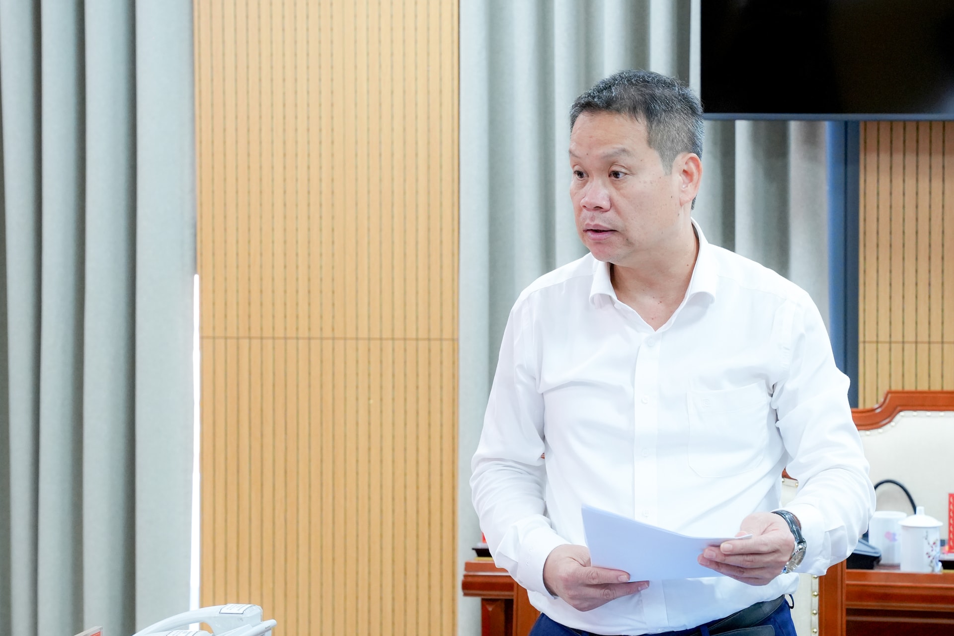 Dang uy quan su thanh pho ra nghi quyet 2026 1 1782181450