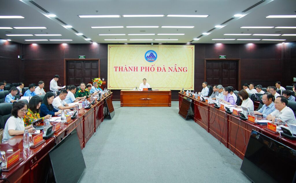 Danh gia 5 thang dau nam 1780367084