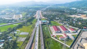 Hien truong Hoa Lien – Tuy Loan_2