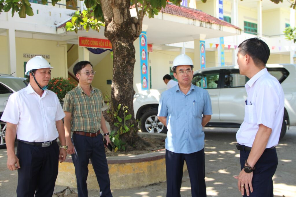 Lam viec voi xa Phu Thuan 1 1780453523