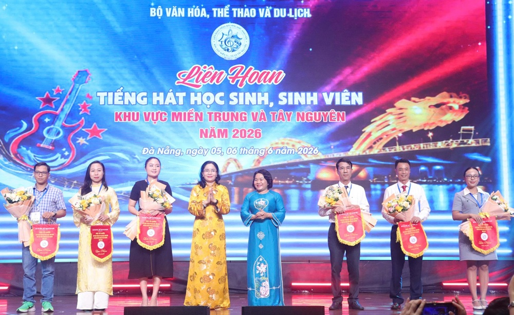 Lien hoan tieng hat HSSV mien Trung Tay Nguyen 2026 1780886705