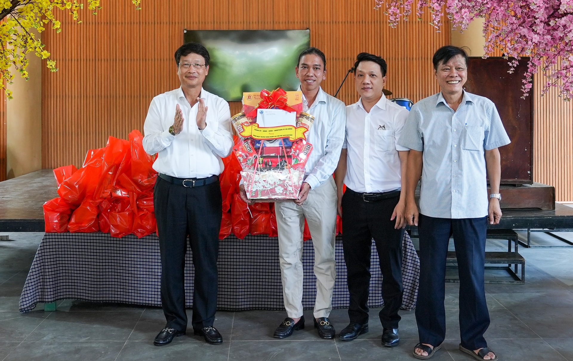 Ngay nguoi cao tuoi Vn 2026 1780887449