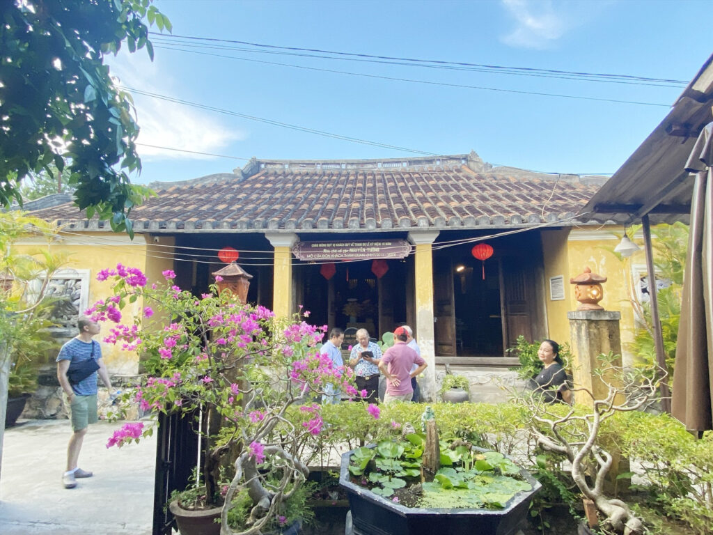 Danh thắng, địa điểm du lịch Đà Nẵng: Nhà thờ tộc Nguyễn Tường