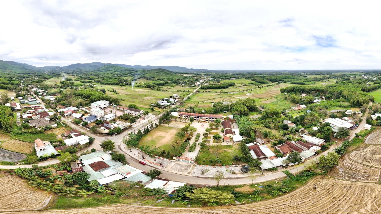 Pham dau giai ngan 100 chuong trinh muc tieu quoc gia 1781063663