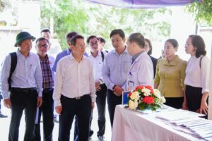 Tham bac si Tan Hiep