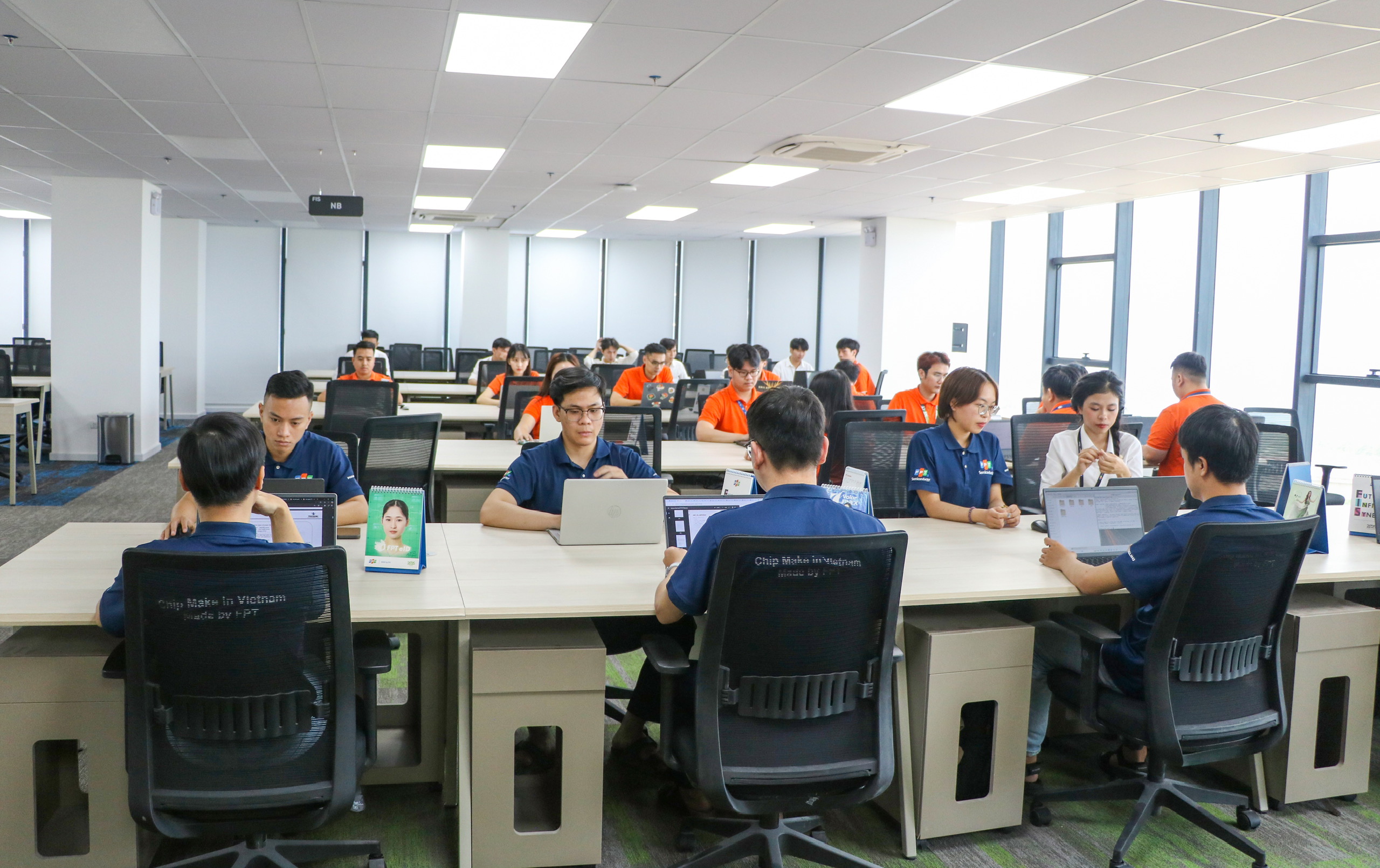 Thu hut nhan tai KHCN 1781489271