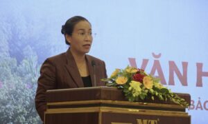 Van hoa lang xu Quang