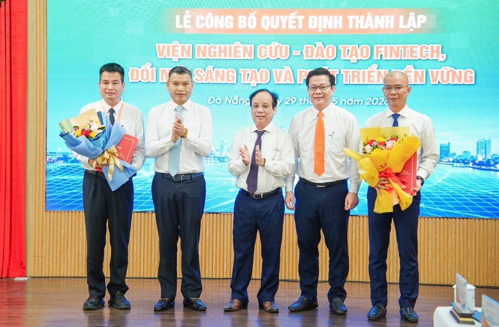 Vien nghien cuu dao tao fintech 1780280422
