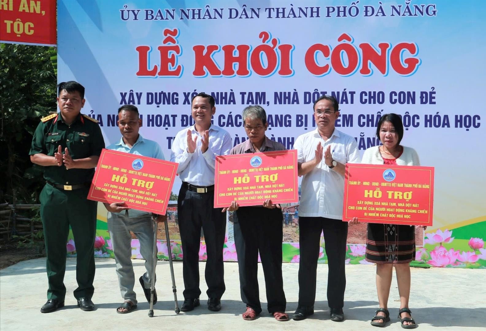 Xay nha cho con nguoi co cong Song Kon 1781665171