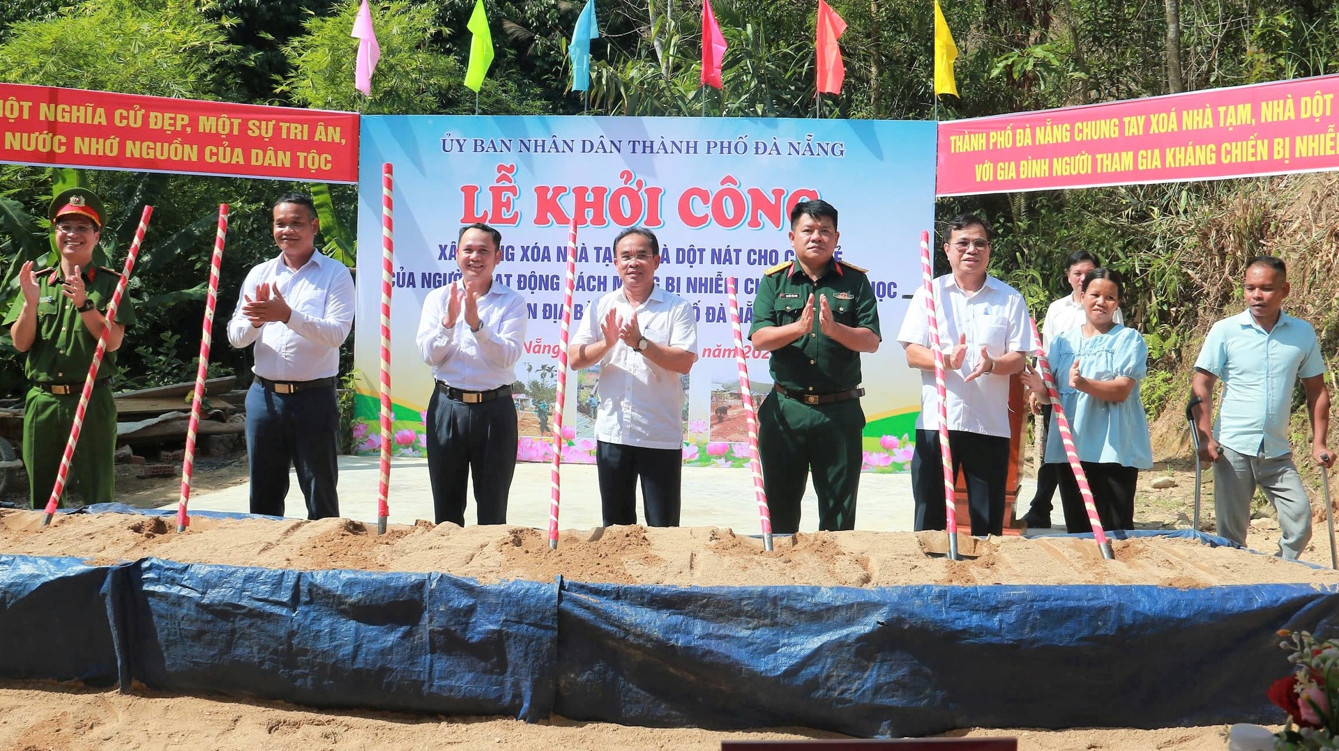 Xay nha cho con nguoi co cong Song Kon 2 1781665164
