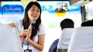 huong-dan-vien-du-lich-768×432
