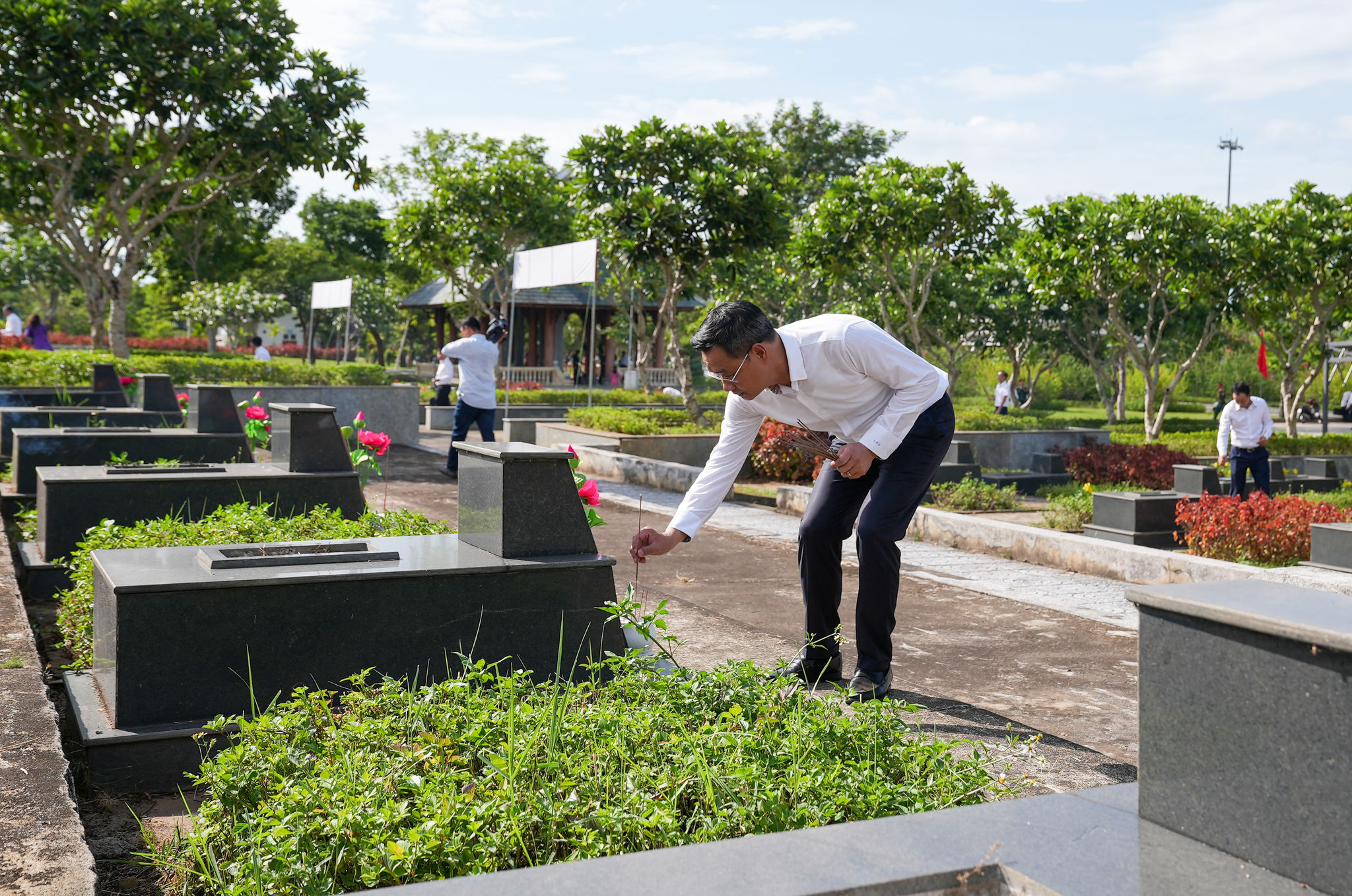 Dang huong Hoa Tien 13 07 2026 7 1783999485
