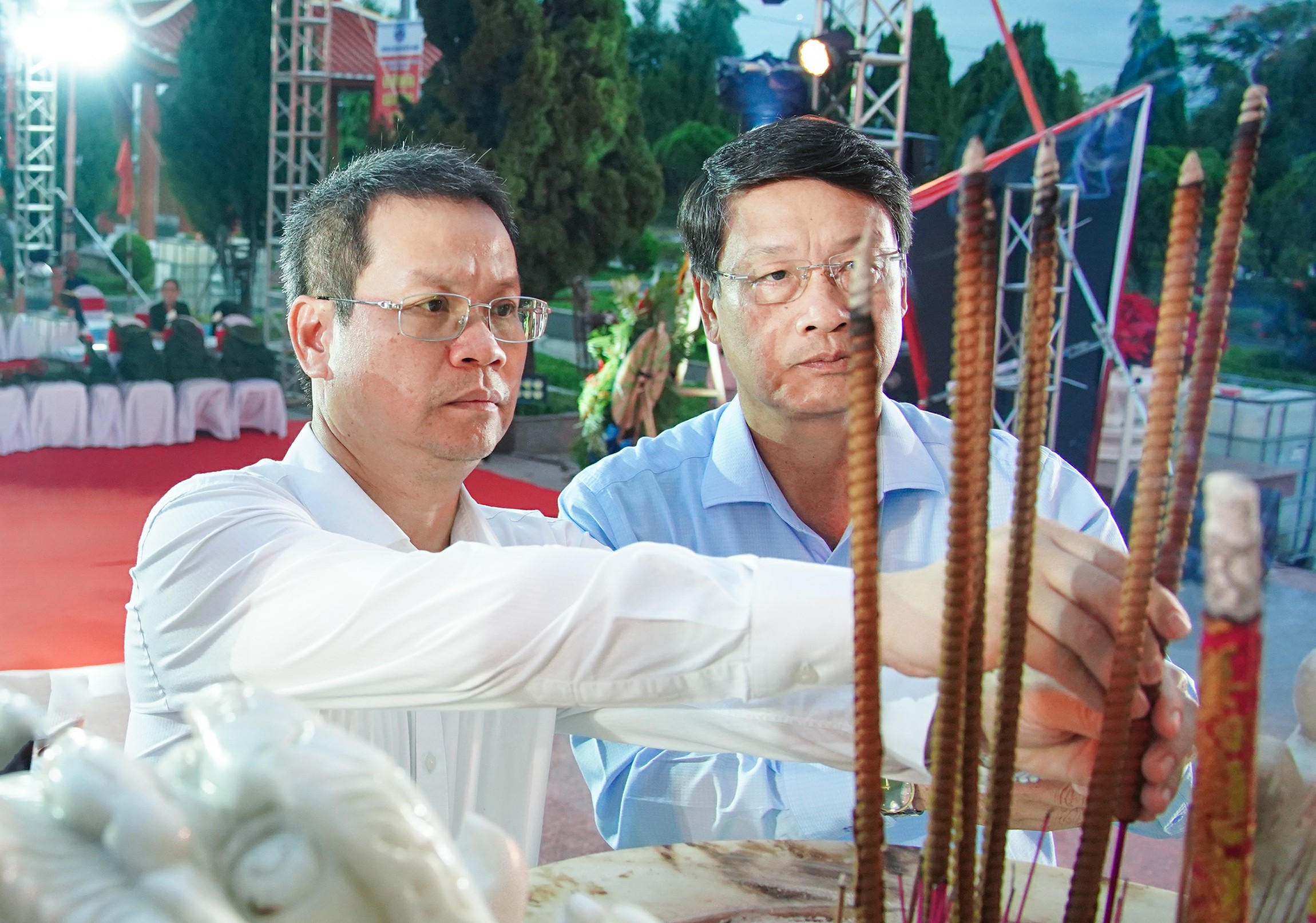 Dang huong ngay 27 7 26 15 1785122480