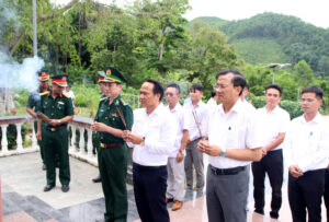 Dang huong tai xa song Kon