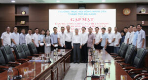 Gap mat con gia dinh chinh sach 2026_1
