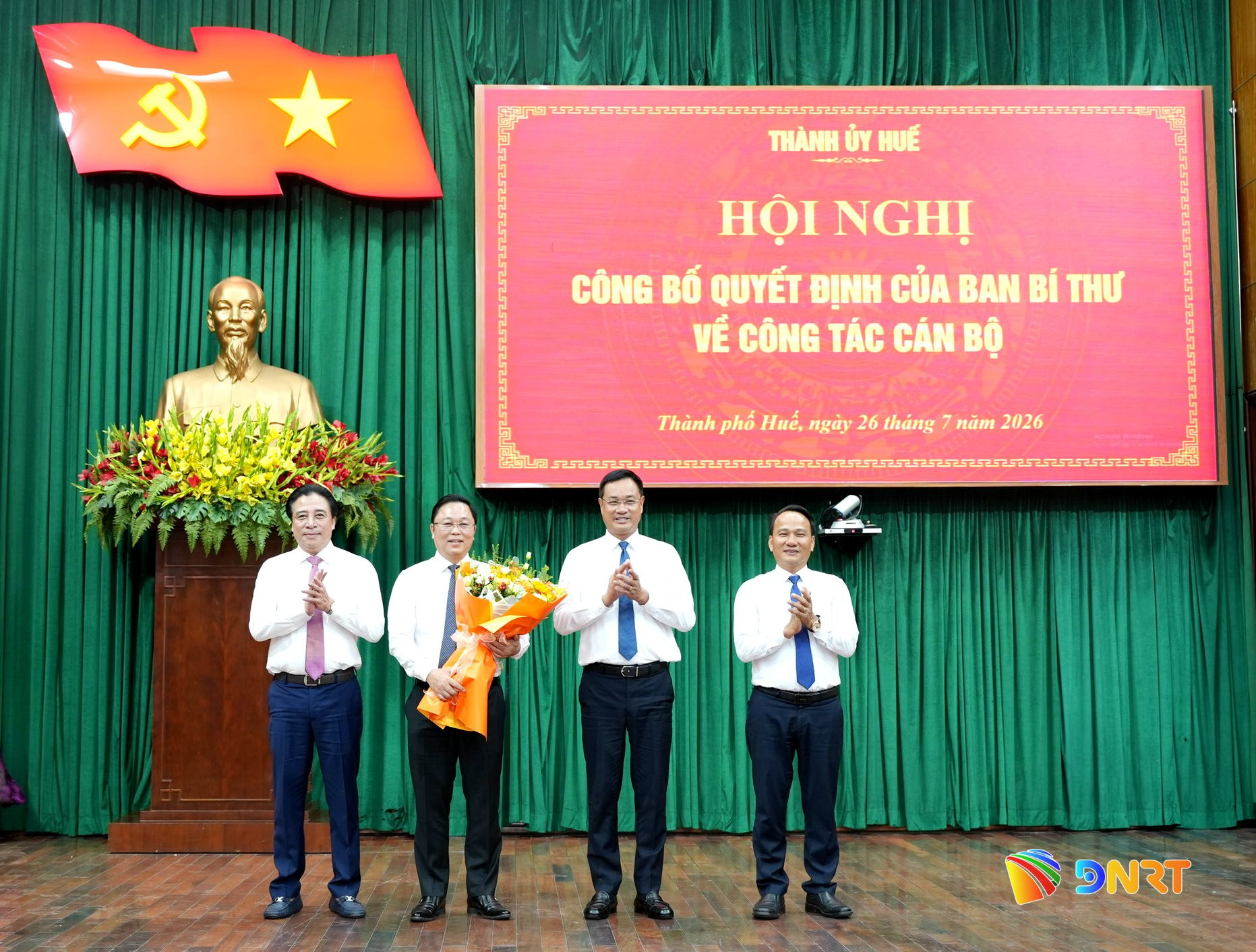 Ong Le Tri Thanh nhan cuong vi moi 1 1785120892