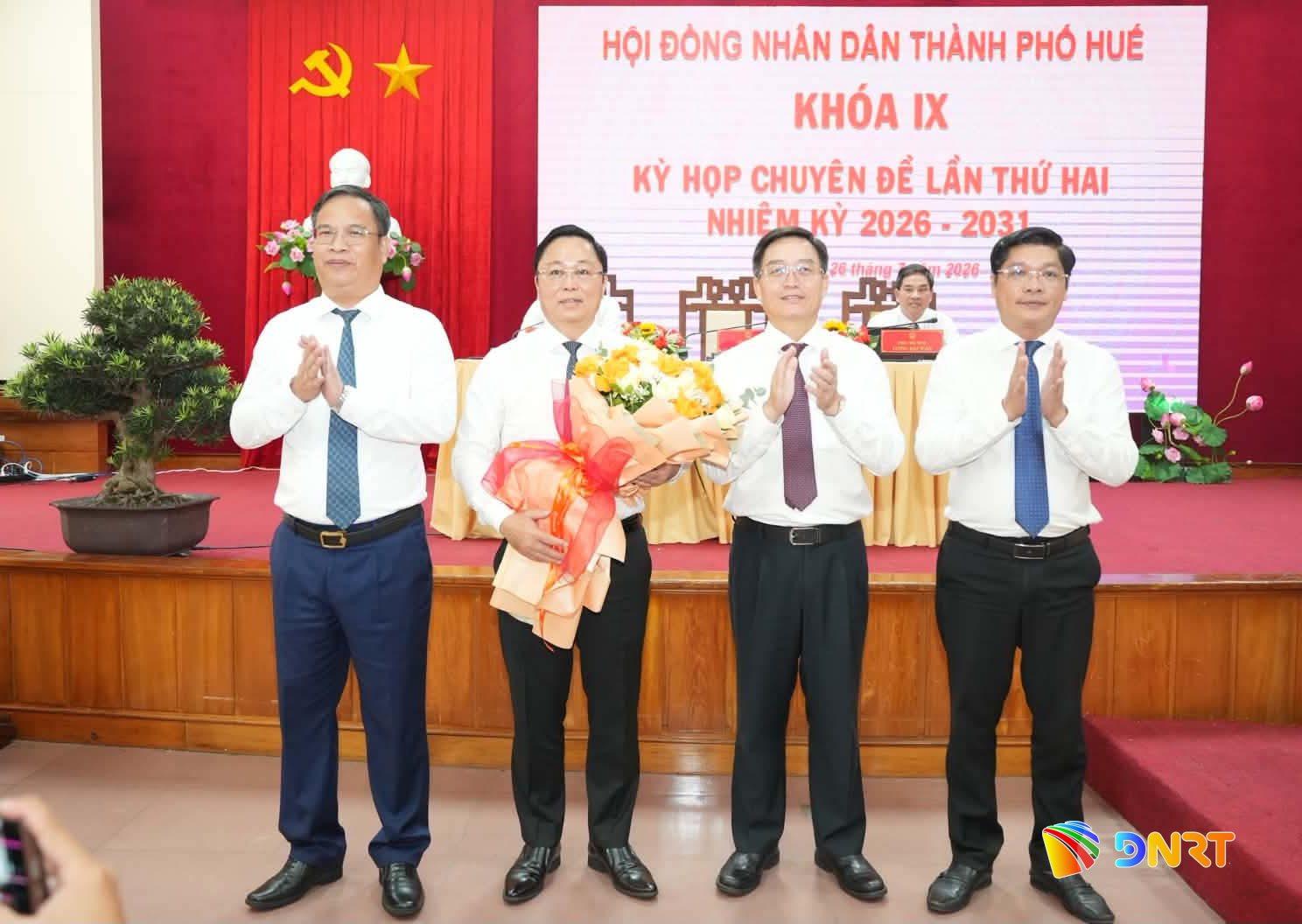 Ong Le Tri Thanh nhan cuong vi moi 2 1785120889