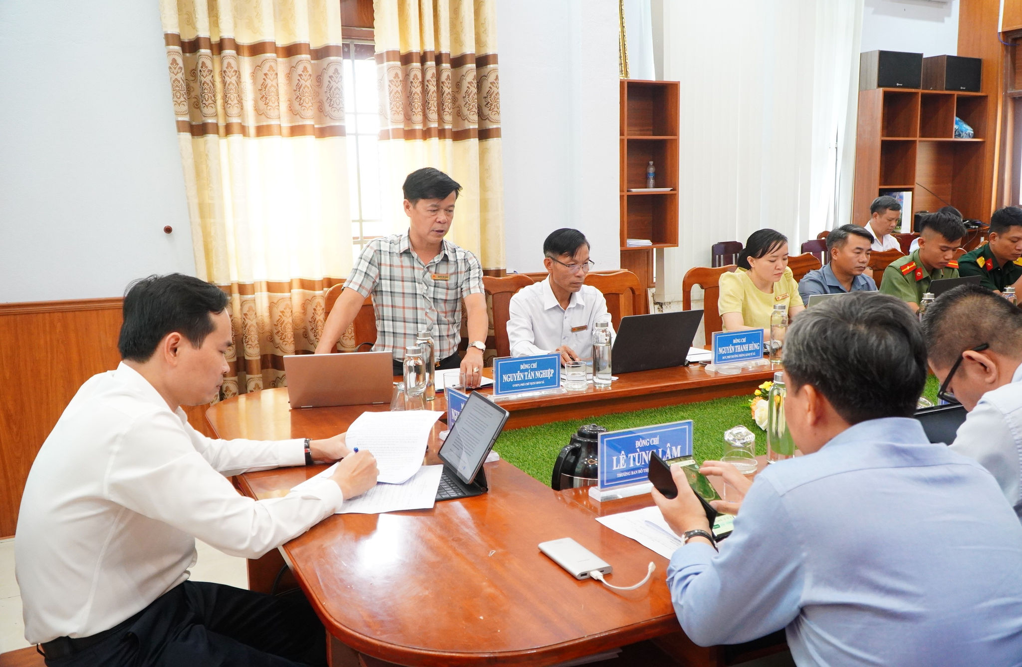 Phuoc Tra ung pho bien doi khi hau 2 1784081422
