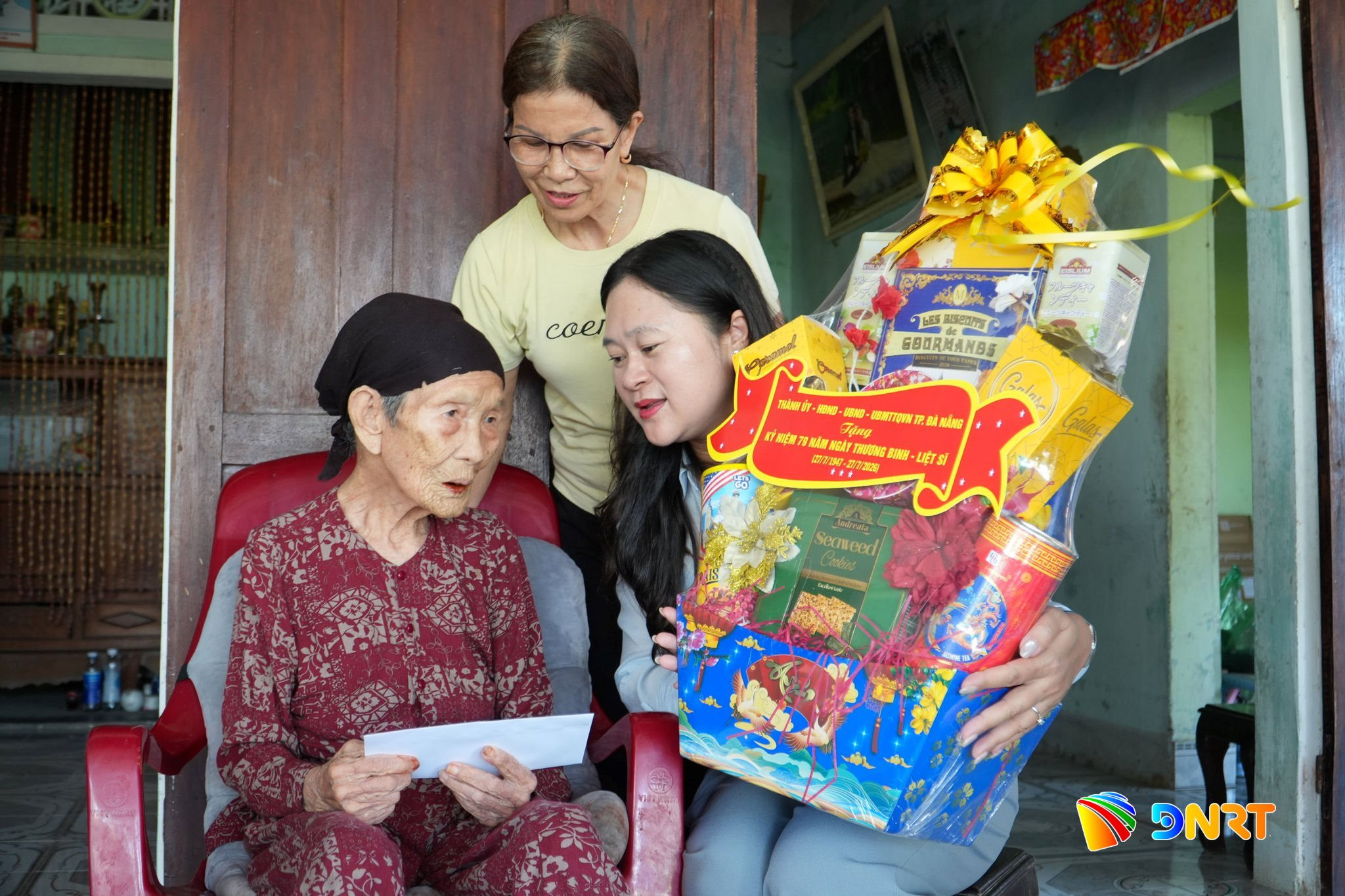 Tang qua gia dinh chinh sach 27 7 26 1 1784773511